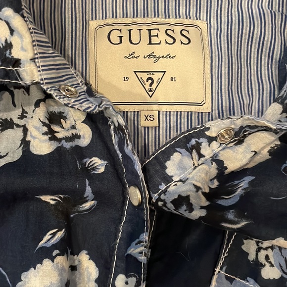 Top - Picture 2 of 2